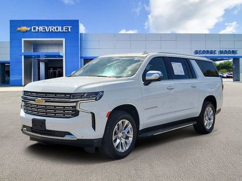 Certified 2023 Chevrolet Suburban Premier image 2