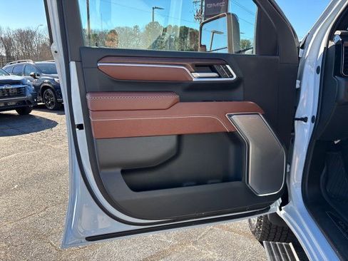 New 2026 GMC Sierra 2500 Denali Ultimate image 10