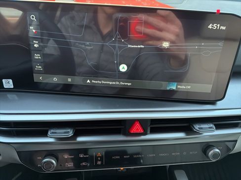 New 2025 Kia Sorento S image 26