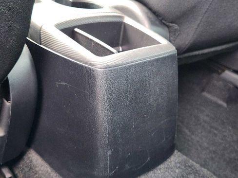 Used 2020 Toyota Yaris LE image 29