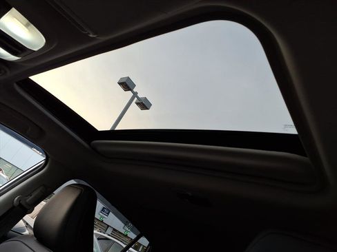 Used 2025 Subaru Crosstrek 2.5i Limited w/ Crosstrek Mirror Package image 14