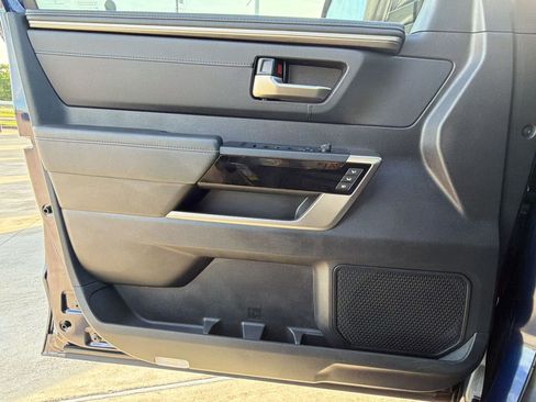 Used 2025 Toyota Tundra Limited image 18