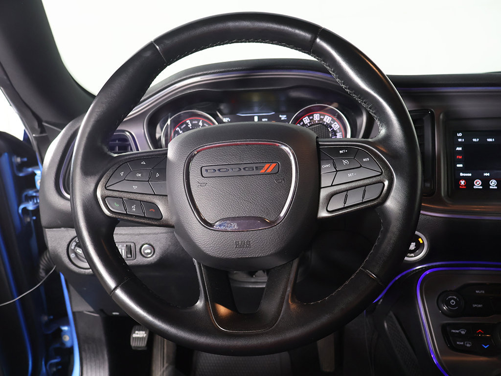Used 2023 Dodge Challenger SXT RWD image 31