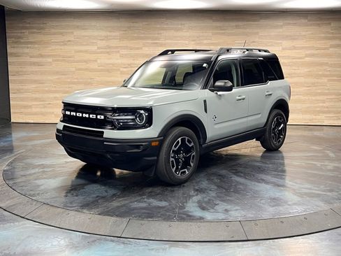 Used 2023 Ford Bronco Sport Outer Banks image 5