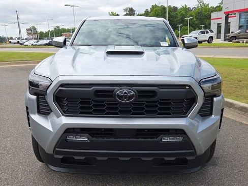 New 2026 Toyota Tacoma TRD Sport AWD/4WD image 2