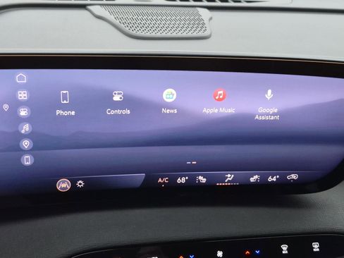 Certified 2025 Buick Enclave Sport Touring w/ Power Package FWD image 31