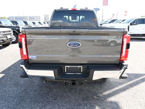New 2026 Ford F250 Lariat w/ Chrome Package AWD/4WD image 4