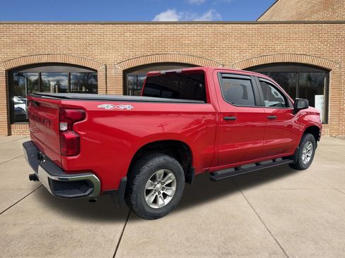 Used 2021 Chevrolet Silverado 1500 W/T w/ WT Value Package AWD/4WD image 3
