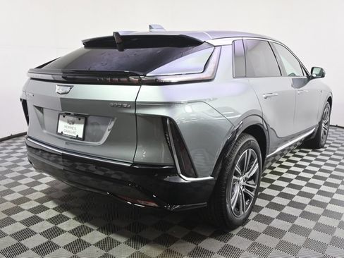 New 2026 Cadillac Lyriq Luxury w/ LPO, Floor Liner Package AWD/4WD image 6
