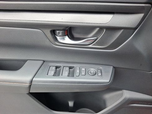 Certified 2025 Honda CR-V Sport image 13
