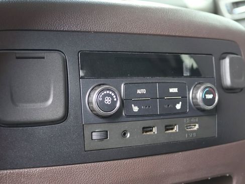 Used 2019 GMC Yukon Denali w/ Open Road Package image 18