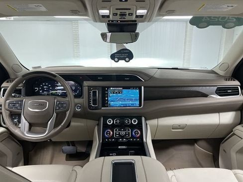 Used 2024 GMC Yukon Denali w/ Denali Reserve Package AWD/4WD image 21