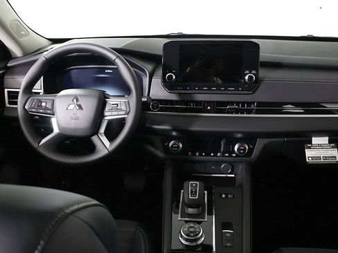 New 2025 Mitsubishi Outlander SE AWD/4WD image 38