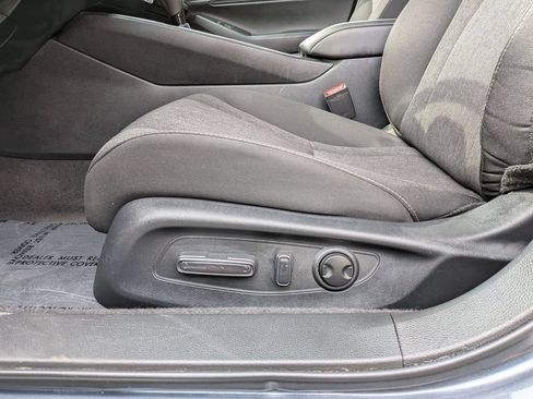 Used 2025 Honda Accord SE image 14