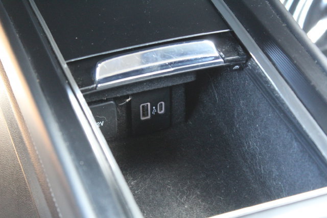 Certified 2023 Lincoln Corsair AWD image 26