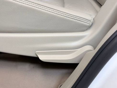 Used 2018 GMC Yukon Denali AWD/4WD image 21