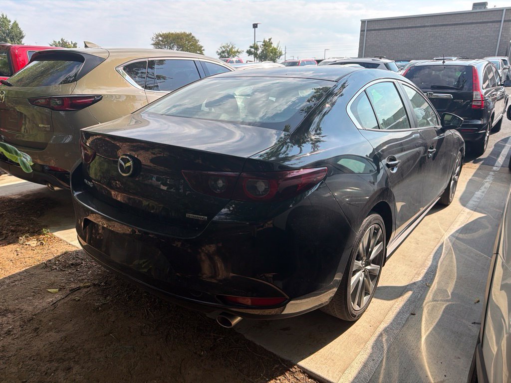 Used 2023 MAZDA MAZDA3 s FWD image 5
