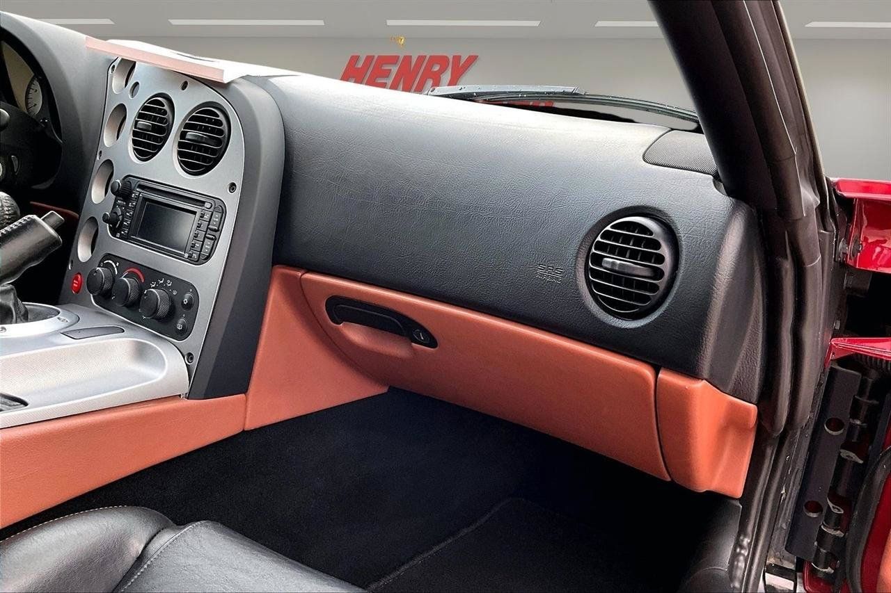 Used 2008 Dodge Viper SRT-10 RWD image 24
