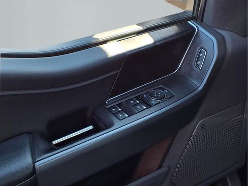 Used 2022 Ford F150 XLT w/ Equipment Group 302A High image 11