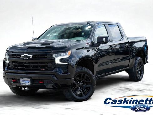 Used 2024 Chevrolet Silverado 1500 LT Trail Boss w/ LT Trail Boss Premium Package AWD/4WD image 1