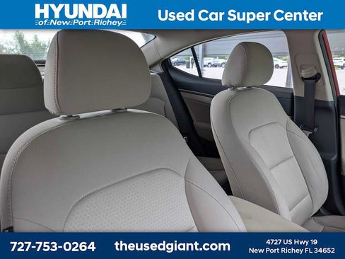 Used 2018 Hyundai Elantra SEL FWD image 6