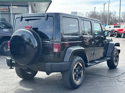 Used 2014 Jeep Wrangler Unlimited Sahara image 5