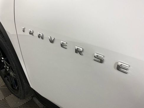 Certified 2020 Chevrolet Traverse LT image 33