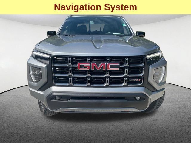 Used 2024 GMC Canyon AT4 AWD/4WD image 4