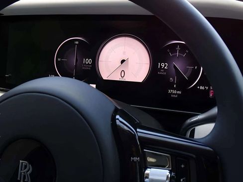 Certified 2025 Rolls-Royce Cullinan image 28