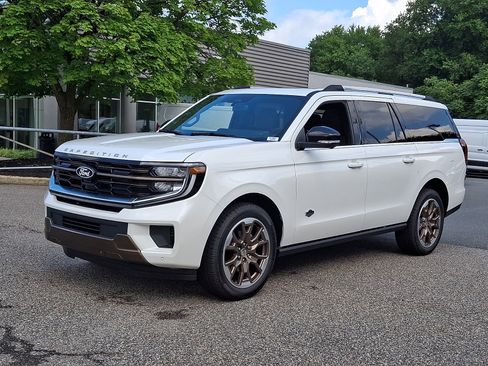 New 2027 Ford Expedition Max King Ranch AWD/4WD image 3