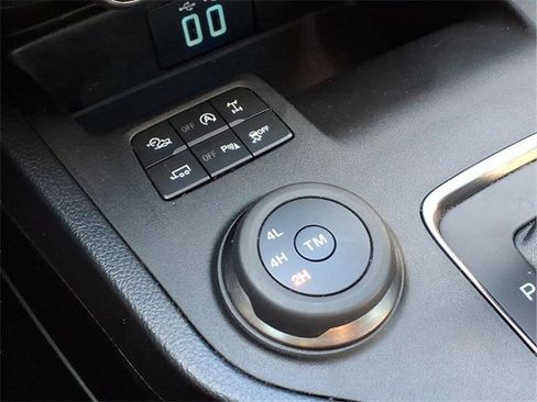 Used 2019 Ford Ranger Lariat w/ Equipment Group 501A Mid image 11