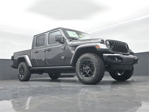 New 2026 Jeep Gladiator Willys image 40