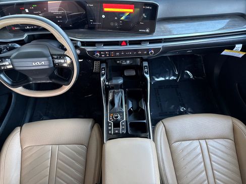 New 2026 Kia Sorento SX Prestige w/ Olive Brown Leather Package image 14