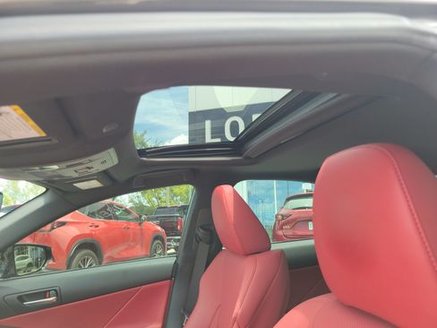 Used 2023 Lexus IS 350 F Sport RWD image 12