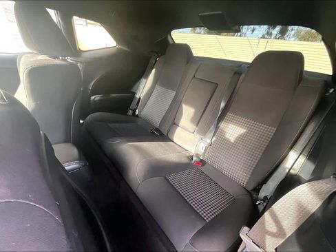 Used 2019 Dodge Challenger GT w/ Performance Handling Group image 27