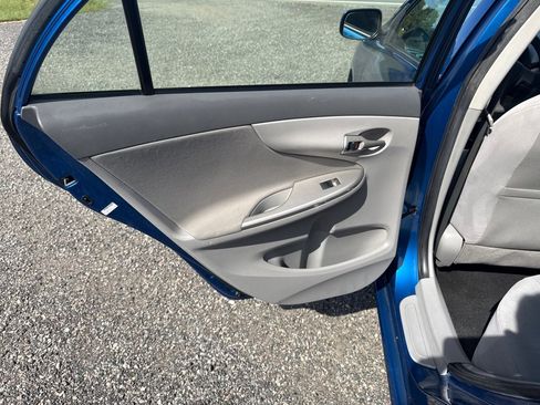 Used 2010 Toyota Corolla LE image 15