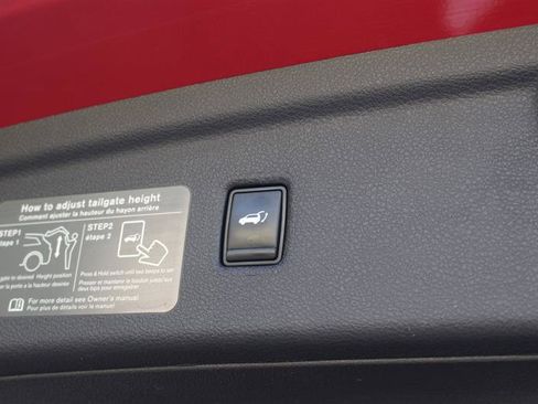 Used 2022 INFINITI QX50 Sensory image 24