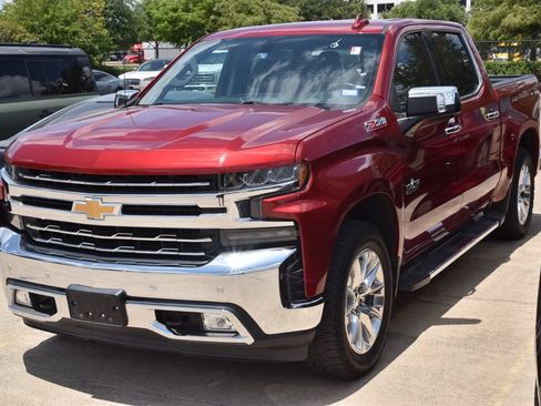 Used 2021 Chevrolet Silverado 1500 LTZ AWD/4WD image 2