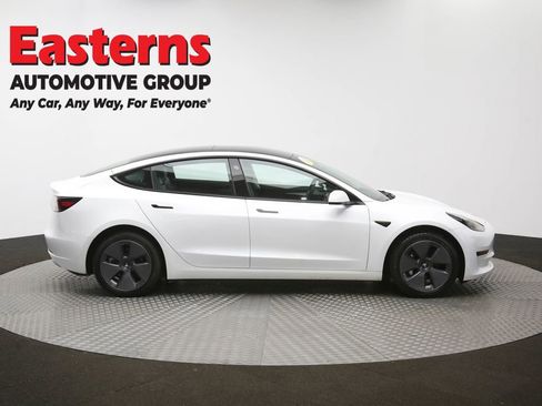 Used 2023 Tesla Model 3 Standard Range image 44