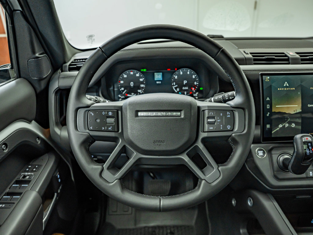 New 2026 Land Rover Defender 110 X-Dynamic SE AWD/4WD image 23