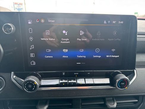 Certified 2024 Chevrolet Colorado W/T image 2