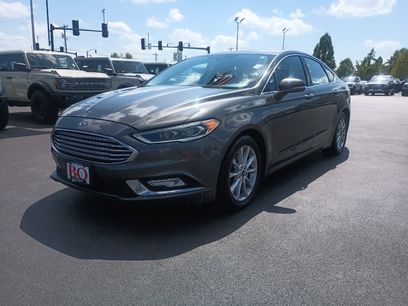 Used 2017 Ford Fusion SE w/ Fusion SE Technology Package