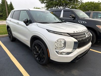 Used 2023 Mitsubishi Outlander SE