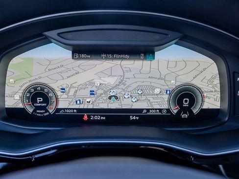 Used 2023 Audi Q8 Premium Plus image 9