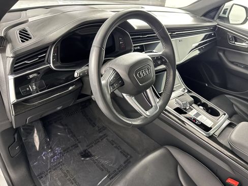 Used 2021 Audi Q8 Prestige AWD/4WD image 9