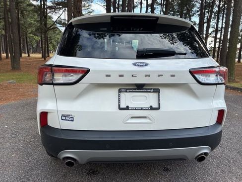 Used 2022 Ford Escape SEL image 4