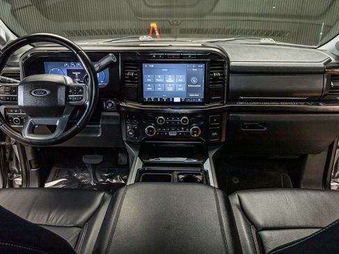 Used 2023 Ford F450 Lariat w/ Camper Package image 19