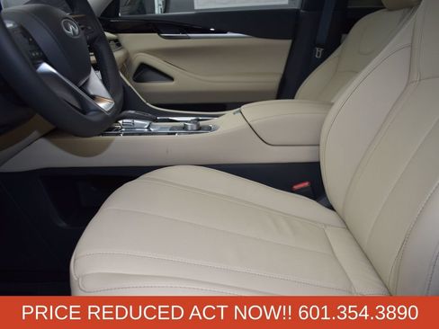 Used 2025 INFINITI QX60 Pure FWD image 13
