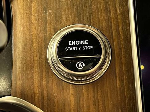 Certified 2023 Mercedes-Benz GLC 300 4MATIC image 30