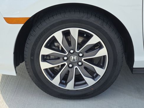 Used 2021 Honda Odyssey EX-L image 11